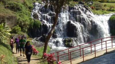 Air Terjun Niagara Mini Bondowoso, Keindahan Alam yang Menakjubkan di Indonesia