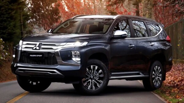 Mobil SUV Mitsubishi