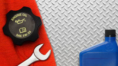 Memilih Oli yang Tepat, Panduan Memilih Oli Mesin Sesuai Kebutuhan Kendaraan
