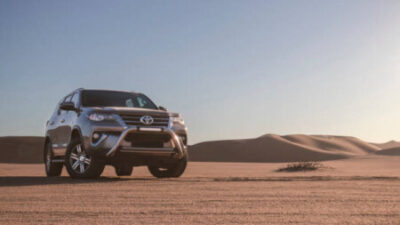 Mobil SUV Toyota
