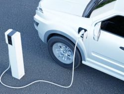Kenapa EV Charger Cepat Jadi Tren? Manfaat dan Peluangnya!