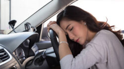 Mengantuk Saat Nyetir di Jalan Tol? Ini 7 Cara Ampuh Mencegahnya