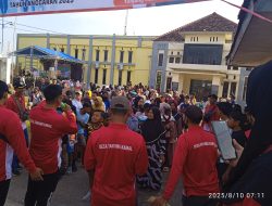 Jalan Santai Memeriahkan HUT RI ke-80 di Desa Tanjung Kamal Berlangsung Meriah dan Penuh Semangat