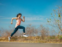 10 Cara Efektif Menjaga Imun Saat Cuaca Tak Menentu