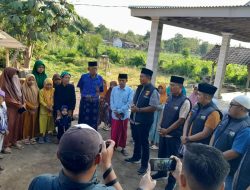 Kepala Desa Curah Tatal Apresiasi Kasatreskrim Polres Situbondo Atas Pemberian Al-Qur’an untuk Santri Nurul Huda