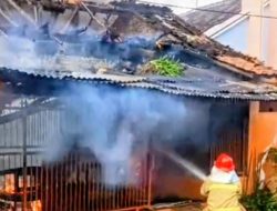 Kompor Lupa Dimatikan, Rumah di Tamanbaru Banyuwangi Ludes Terbakar: Kerugian Rp150 Juta