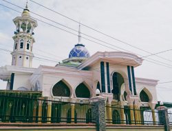 Haji Ilyas Relakan Sawahnya yang Masih Ditumbuhi Jagung untuk Pengajian Umum di Masjid Baitur Rahim