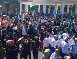 Santri Situbondo Tuntut Keadilan atas Fitnah Trans7 terhadap Pesantren