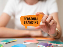 Di Balik Reputasi Tokoh Publik: Tips Personal Branding di Era Digital