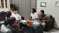 Semar, Bagong, Gareng, dan Petruk Ikut Pusing! Warga Wringin Anom Mengadu ke Dinsos Situbondo